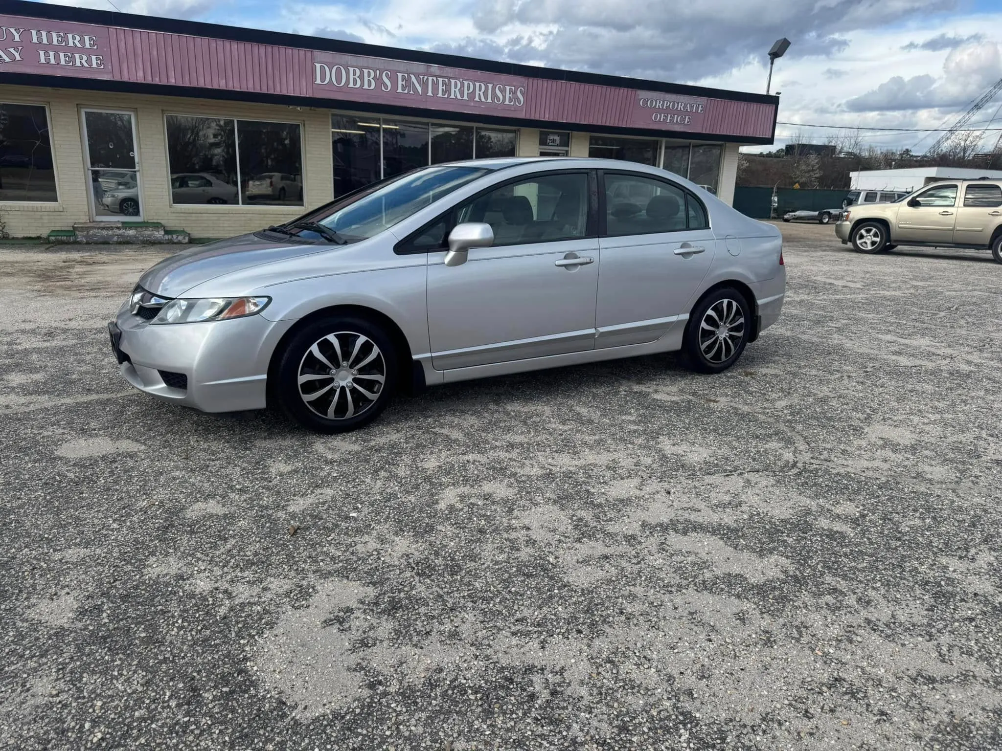 
								2011 Honda Civic LX full									