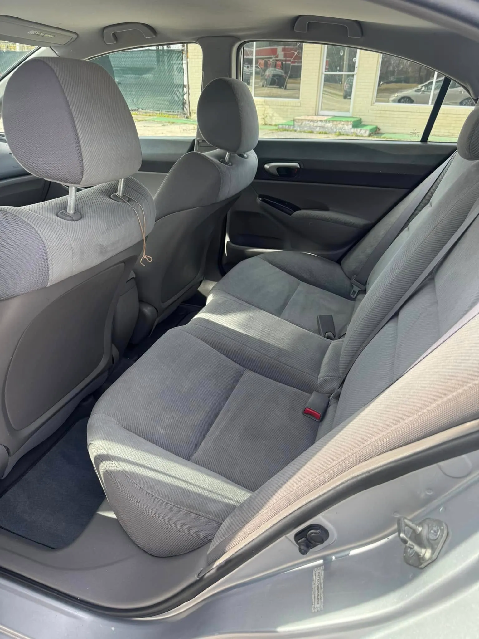 
								2011 Honda Civic LX full									