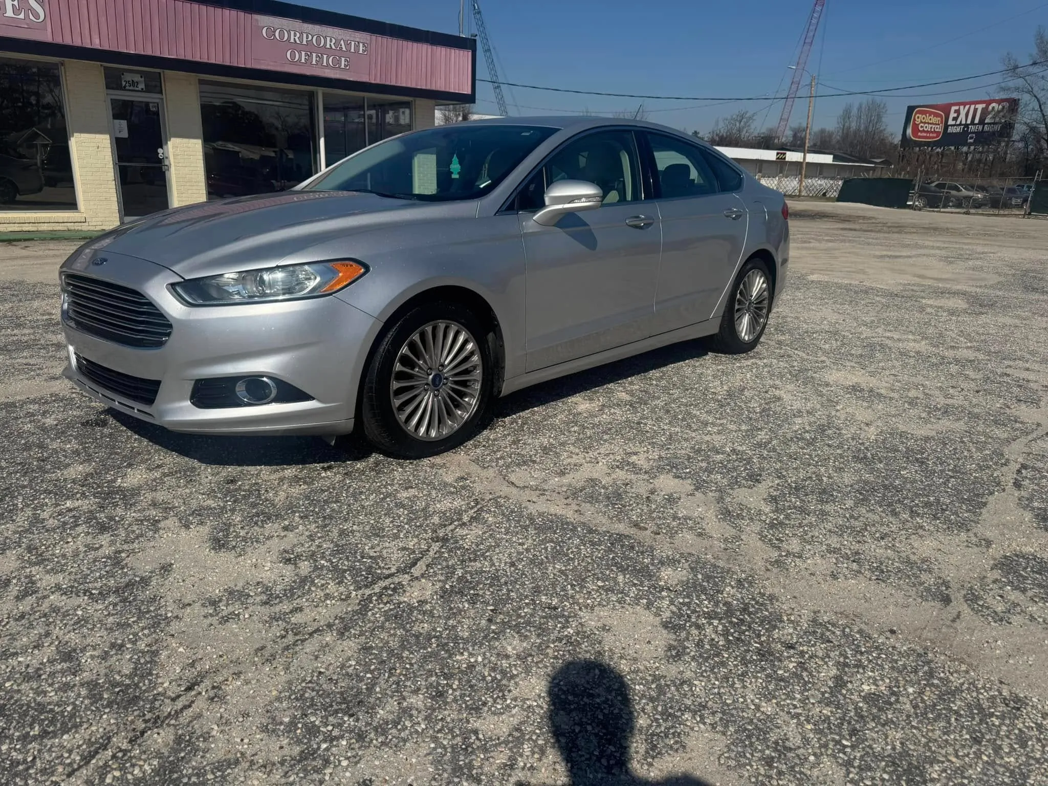
								2017 Ford Fusion Titanium EcoBoost full									